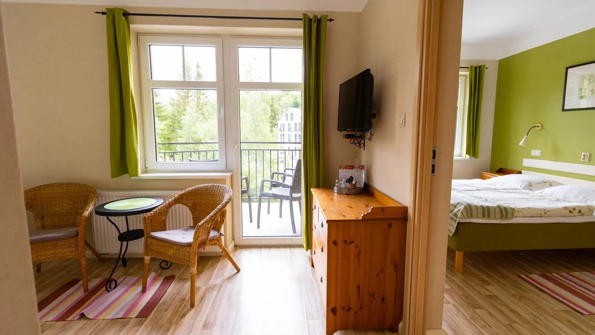 ***  Dom Pod Koziolkami Bed & Breakfast Szklarska Poreba Poland