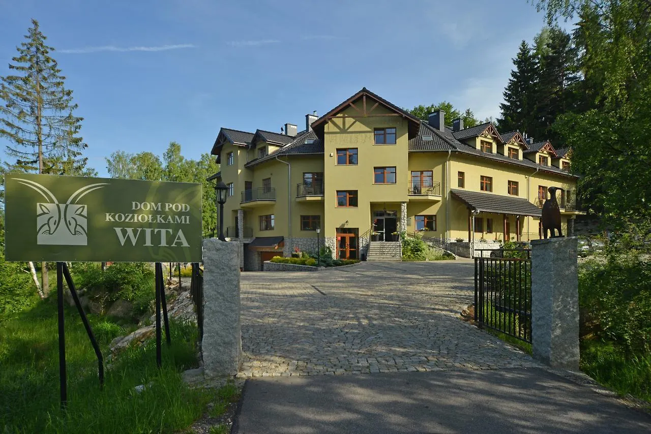 Dom Pod Koziolkami Bed & Breakfast Szklarska Poreba