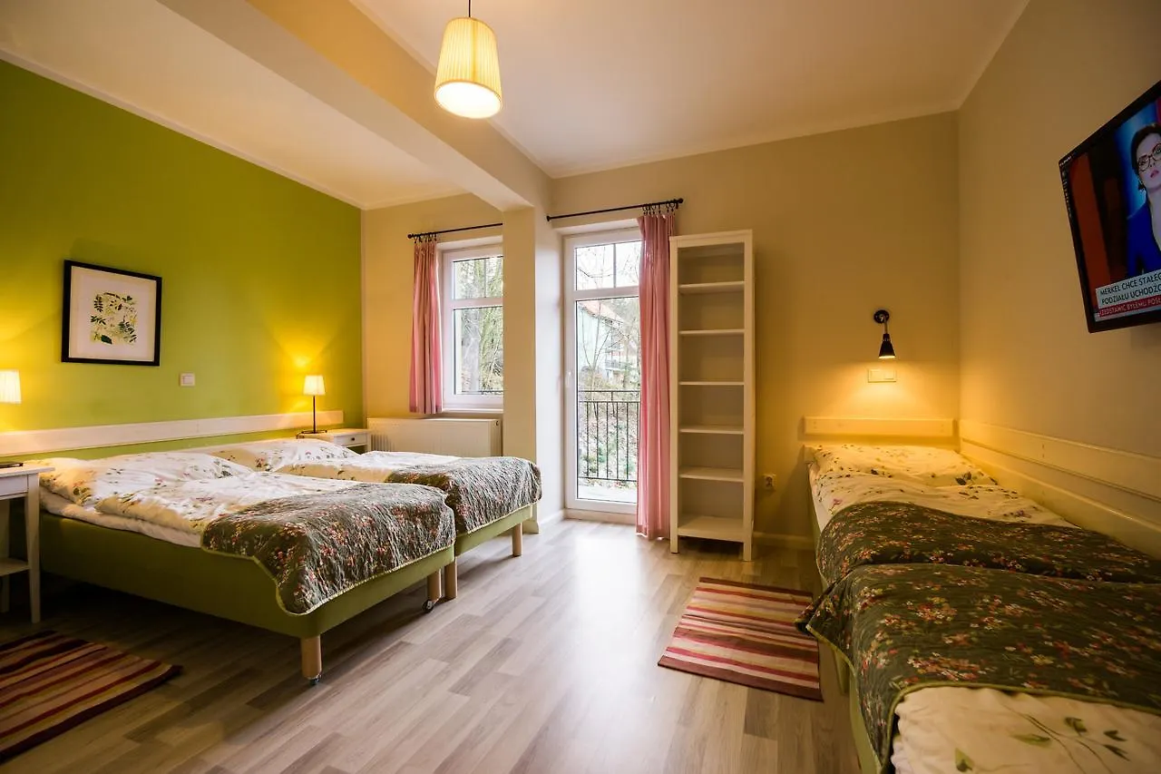 Dom Pod Koziolkami Bed & Breakfast Szklarska Poreba 3*,  Poland